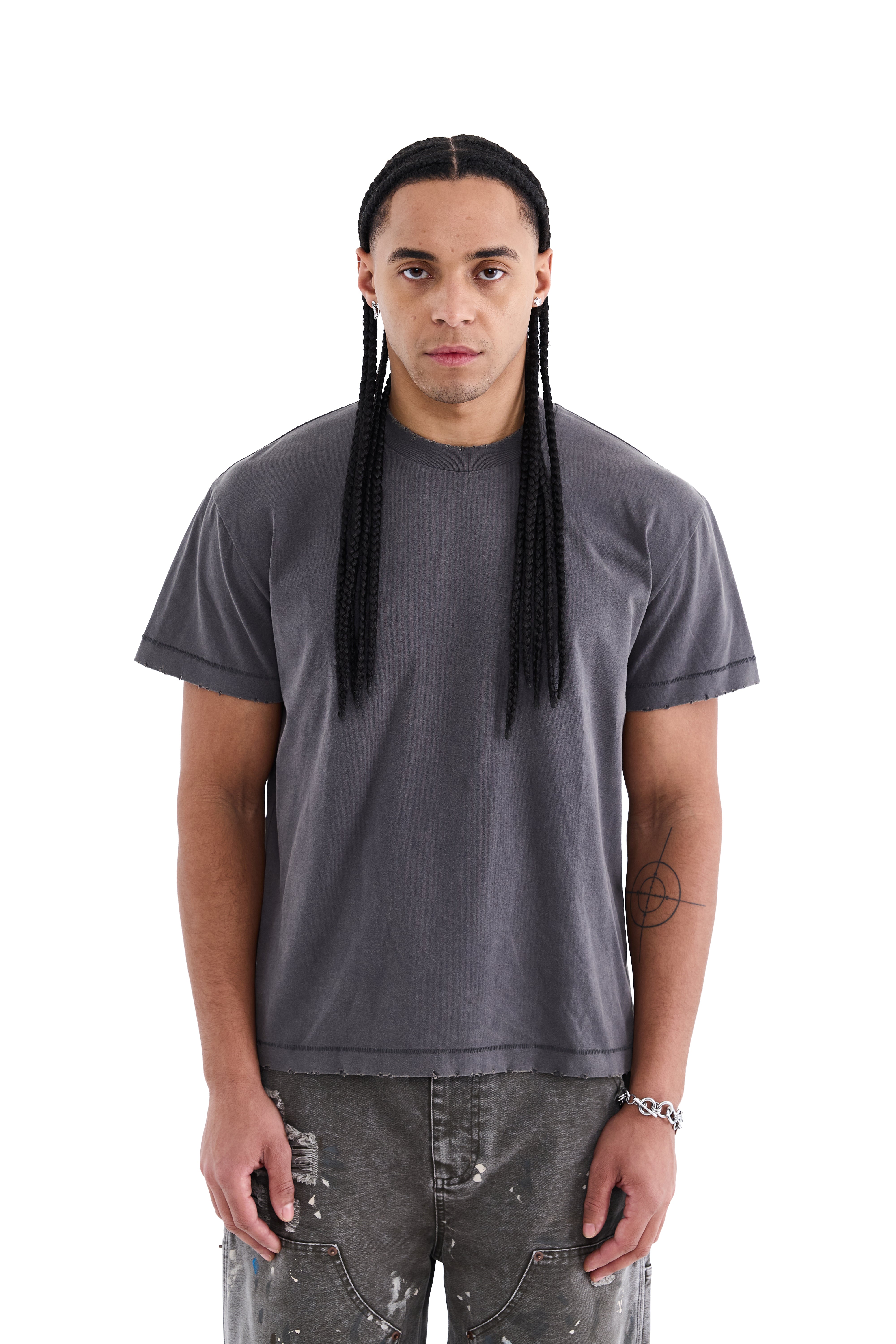 DISTRESSED TEE